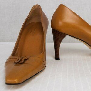 Gucci Brown Leather Cap Toe w Tassels Square